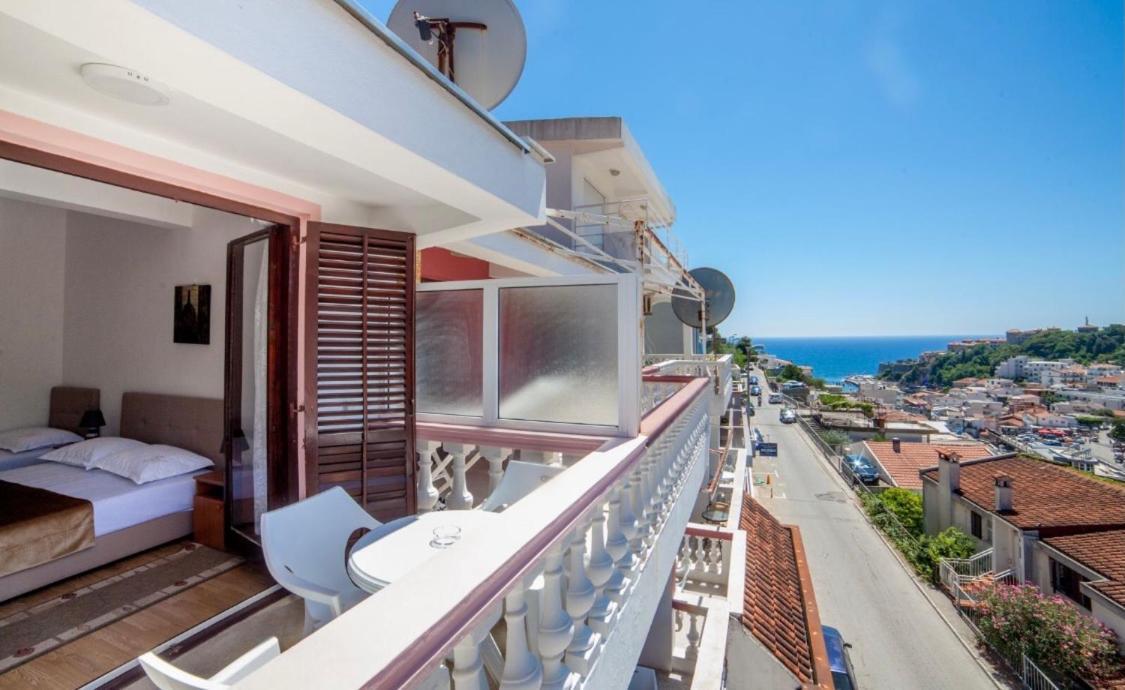 Castello Apartments Ulcinj Extérieur photo